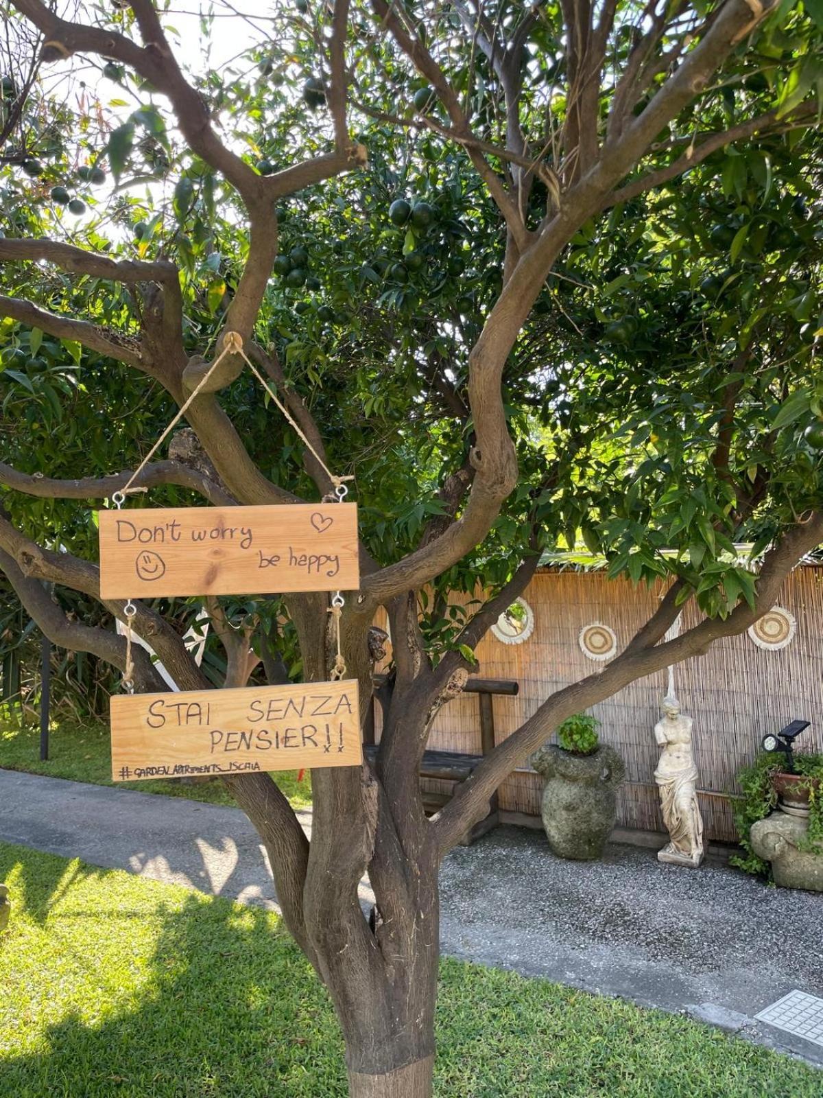 Monolocale super centrale con WI-FI Forio di Ischia Esterno foto