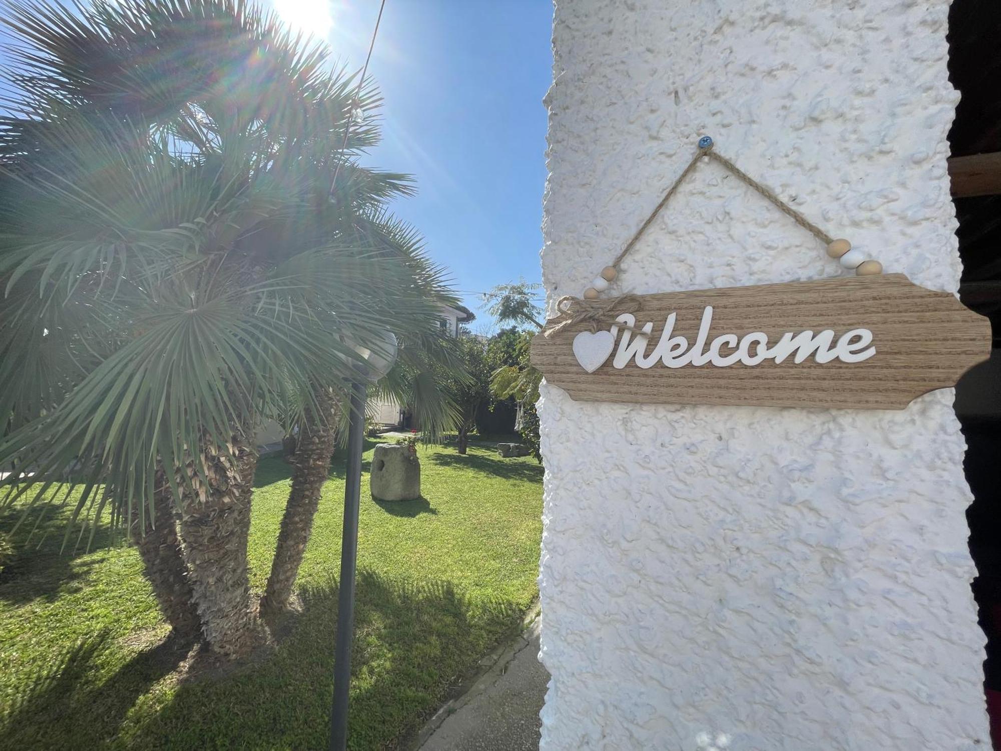 Monolocale super centrale con WI-FI Forio di Ischia Esterno foto