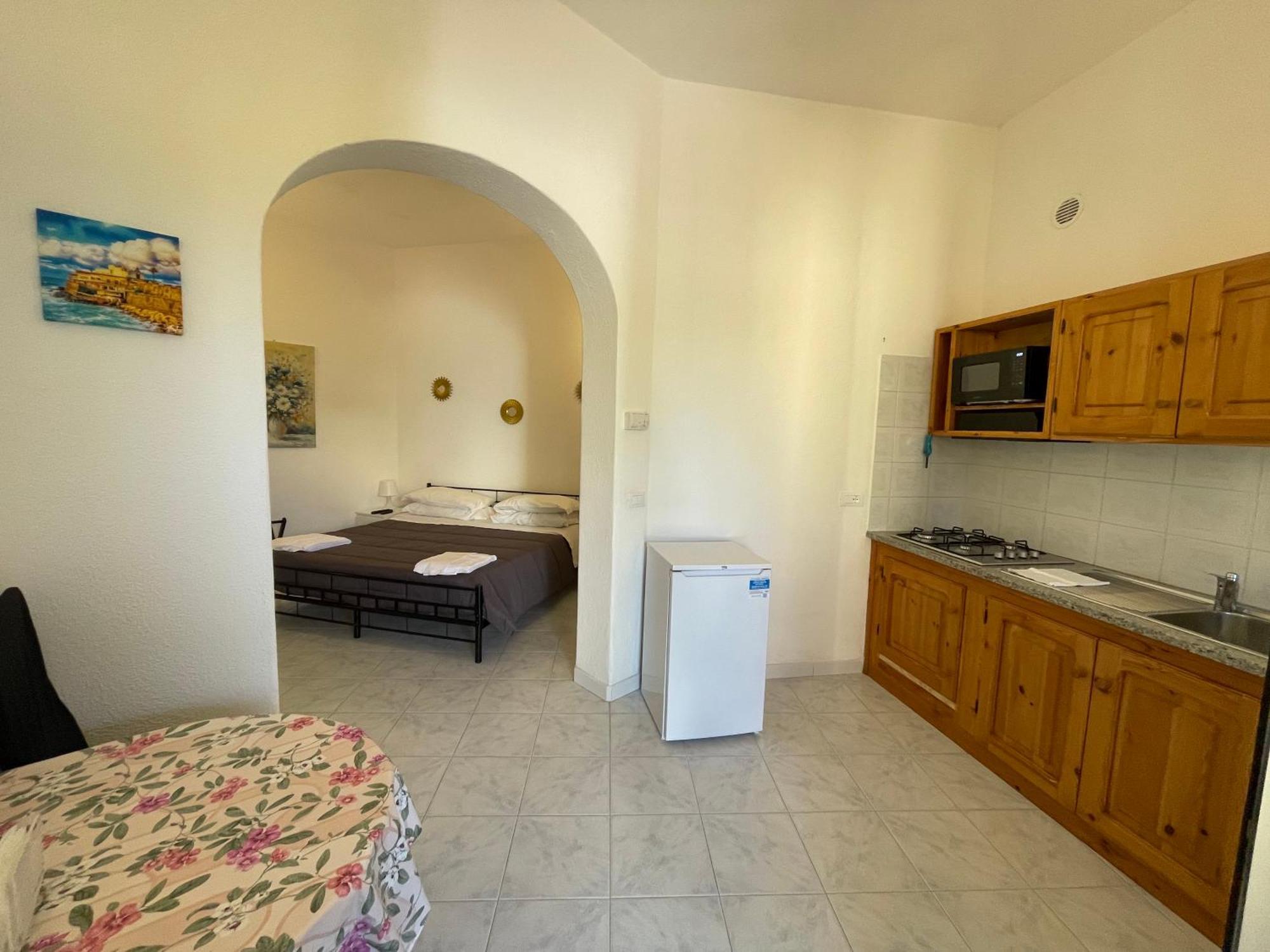 Monolocale super centrale con WI-FI Forio di Ischia Esterno foto